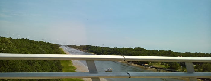 Swain's Cut Bridge is one of USA.