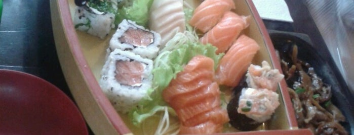 Hino Sushi is one of Comestíveis.