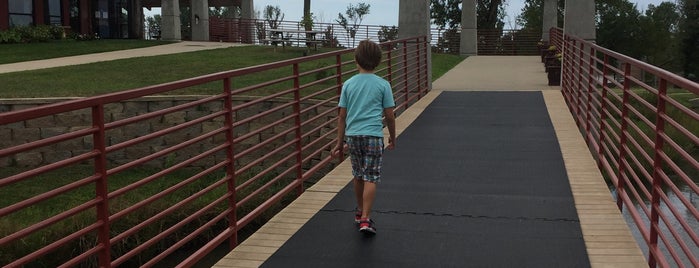 Remington Nature Center of St. Joseph is one of Posti che sono piaciuti a Barry.