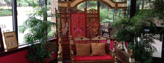 Jaipur Royal Indian Cuisine is one of สถานที่ที่บันทึกไว้ของ Jen.