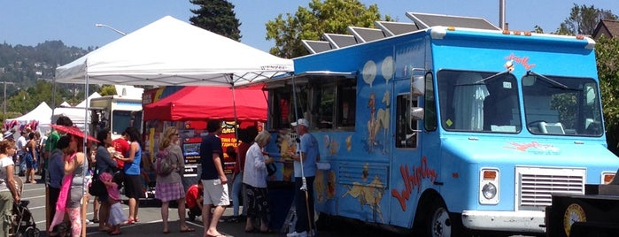 WhipOut! Food Truck is one of Locais salvos de Jackson.