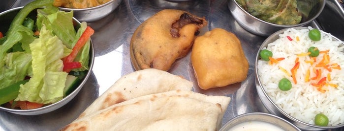 New Aarpan Indian Cuisine is one of สถานที่ที่ Adam ถูกใจ.