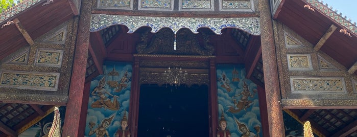 Wat Chiang Yeun is one of Lieux qui ont plu à Bryan.