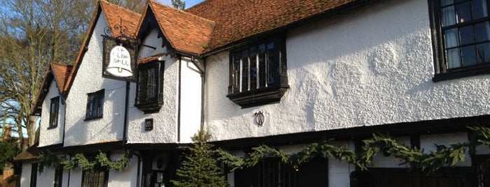 The Olde Bell is one of Tempat yang Disukai Henry.