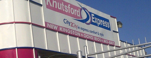 Knutsford Express is one of Tempat yang Disukai Floydie.