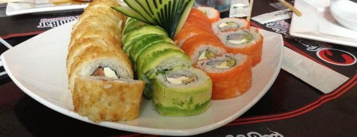 Sama Sushi Bar is one of Locais curtidos por Klaus.