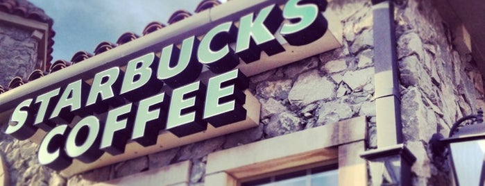 Starbucks is one of สถานที่ที่ Brad ถูกใจ.