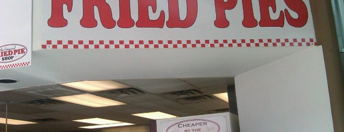 Original Fried Pie Shop is one of Lugares favoritos de Raúl.