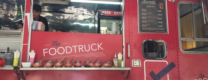 The Foodtruck is one of Locais curtidos por Moni.
