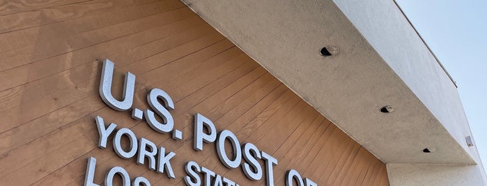 US Post Office is one of the real baes of highland park.
