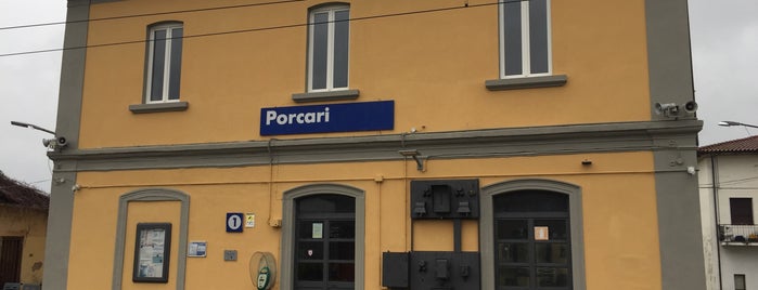 Stazione Porcari is one of Gare.