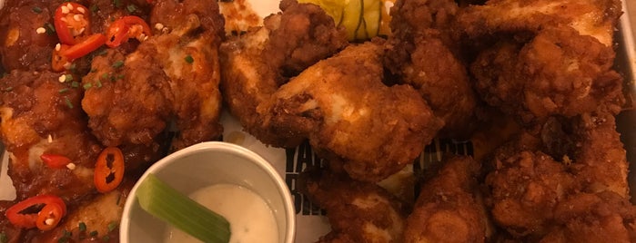 Yardbird Southern Fried Chicken is one of Lugares favoritos de Maŗċ.
