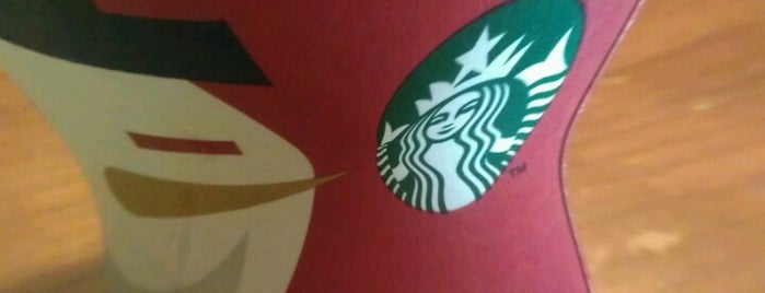 Starbucks is one of Bryanさんのお気に入りスポット.