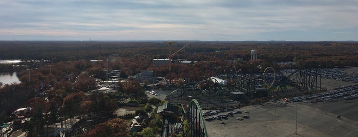 Zumanjaro Drop of Doom is one of Ailieさんのお気に入りスポット.