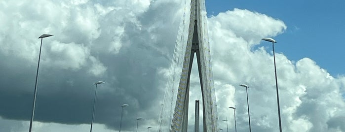 Pont de Normandie is one of スペイン、フランス.