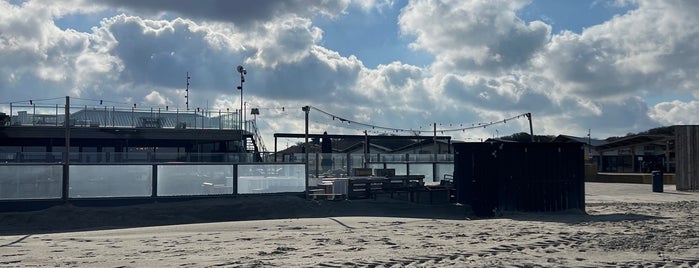 Beachclub One is one of Hoek van Holland / Maasvlakte 🇳🇬.