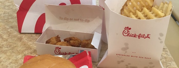 Chick-fil-A is one of Edwardさんのお気に入りスポット.
