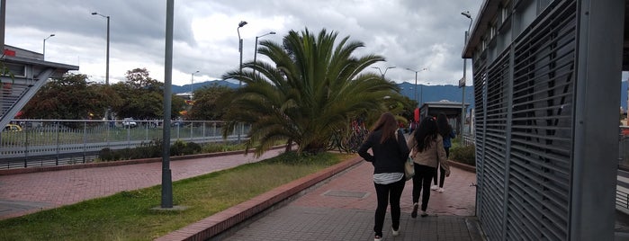 TransMilenio: Pradera is one of Estaciones Transmilenio.