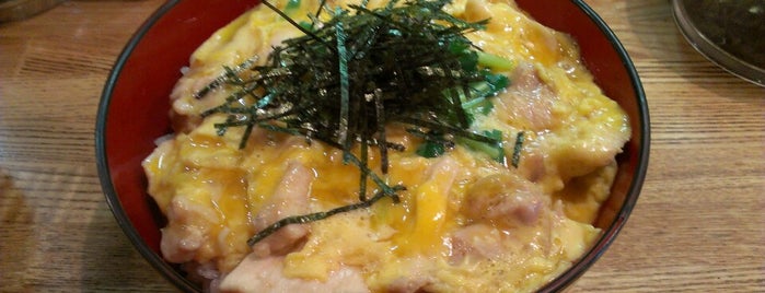 Yakitoriya Jinbocho is one of 東京の親子丼.
