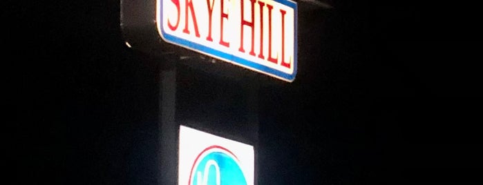 Skye Hill is one of Lieux qui ont plu à Chester.