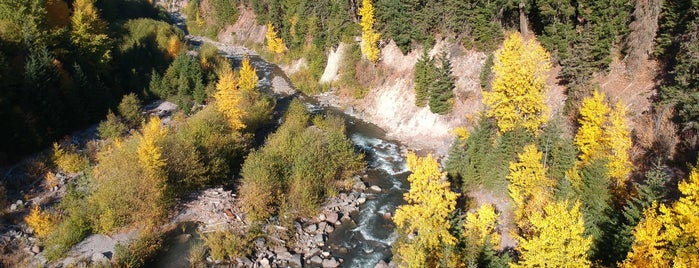 Hood River Valley Ranger Station is one of OregonTrip.