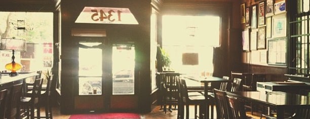 MOTR Pub is one of สถานที่ที่บันทึกไว้ของ Sam.