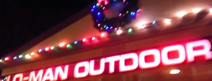 Lo-Man Outdoor Store, ltd. is one of Posti che sono piaciuti a Trever.