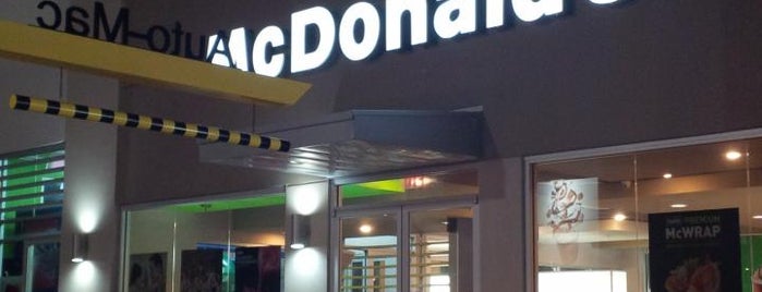 McDonald's is one of สถานที่ที่ Sandra ถูกใจ.