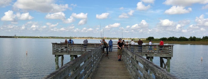Lake Casa Blanca International State Park is one of Amra’s Liked Places.