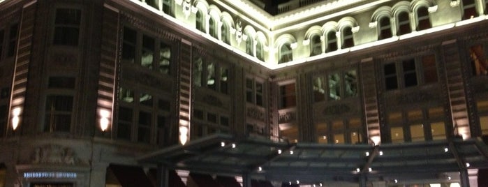 Lancaster Marriott at Penn Square is one of Locais curtidos por Ryan.