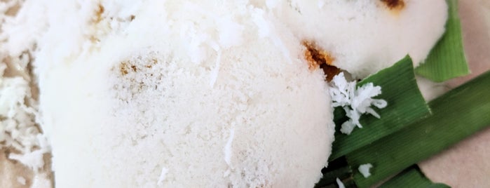 Traditional Haig Road Putu Piring is one of Singapore Eats.