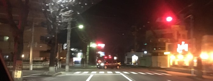 増泉北交差点 is one of 昭和通り(石川県道146号金沢停車場南線).