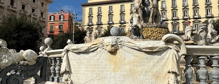 Fontana del Nettuno is one of Italy.