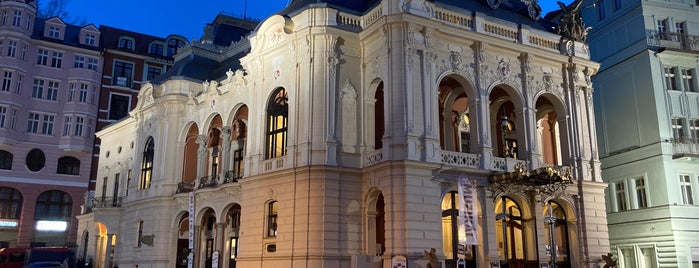 Karlovarské městské divadlo is one of Karlovy Vary.