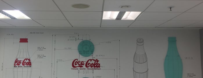 Coca Cola 3E HQ is one of สถานที่ที่ John ถูกใจ.