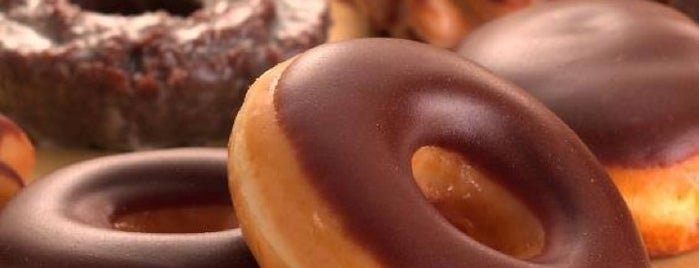 Krispy Kreme is one of Bengi : понравившиеся места.