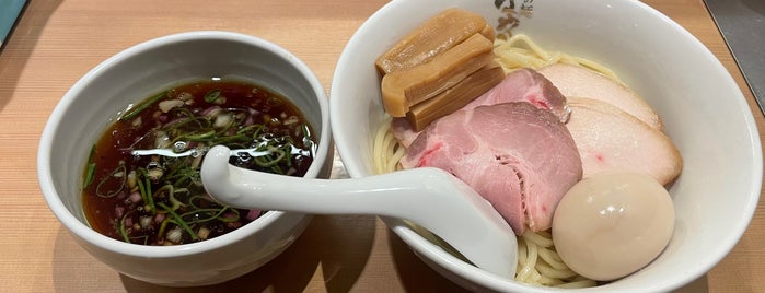 らぁ麺 はやし田 is one of Takumaさんのお気に入りスポット.