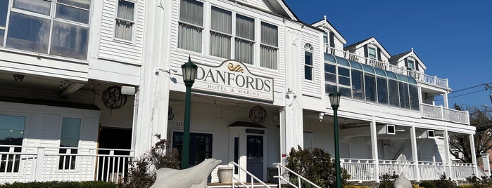 Danfords Hotel & Marina is one of BEST BARS - METRO NEW YORK.