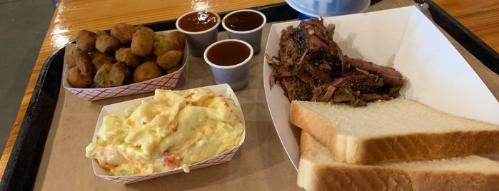 Saucehouse BBQ is one of Lugares favoritos de Paige.