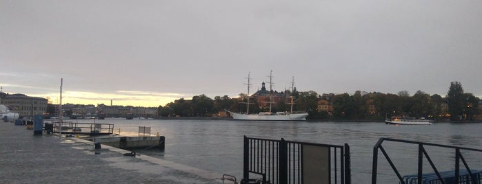 Fjäderholmslinjen is one of Stockholm.