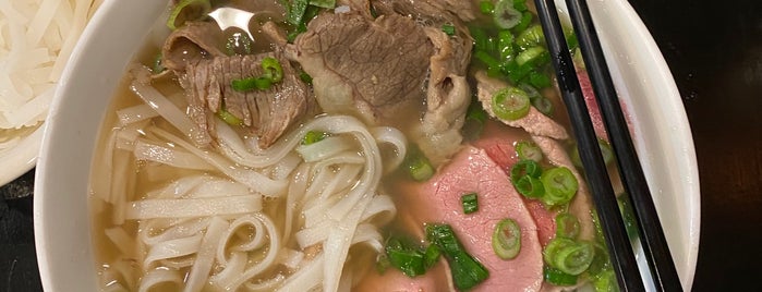 just phở is one of Michelleさんの保存済みスポット.