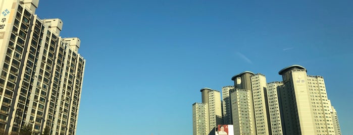 용산네거리 is one of 대구광역시의 교차로.