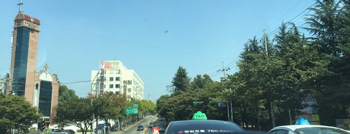 학산공원삼거리 is one of 대구광역시의 교차로.