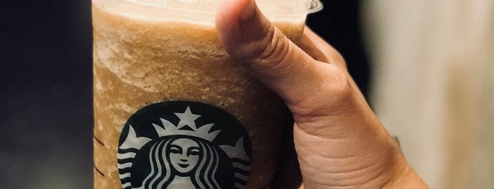 Starbucks is one of Ma. Fernanda'nın Beğendiği Mekanlar.