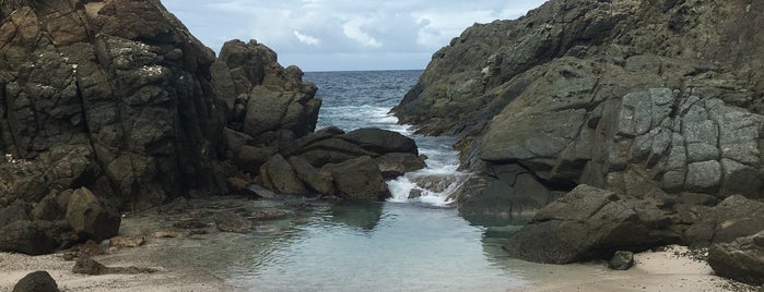 Bubbling Pool is one of Virgin Islands.