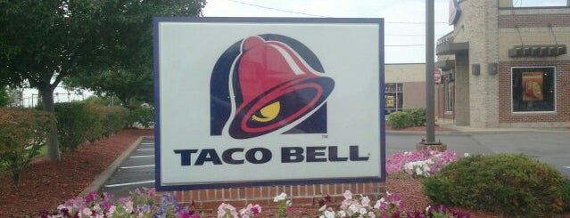 Taco Bell is one of Dan : понравившиеся места.