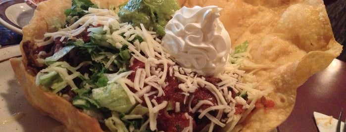 La Cocina Bar & Grill is one of The 15 Best Places for Burritos in Santa Clarita.