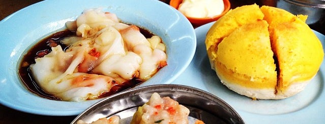 Tai Tong Cafe (大東酒樓) is one of Penang (Island) Food Hunt List.