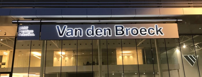 BMW Van den Broeck Premium Selection & Delivery Center is one of BMW BE Dealers.