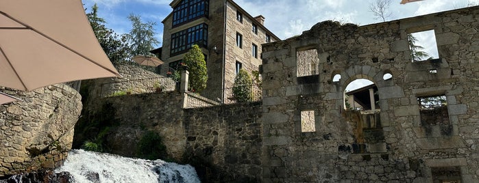 Torre Do Río is one of Hoteles.